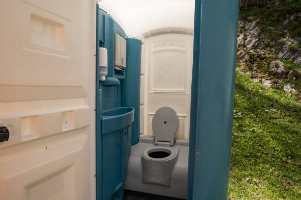 Best Porta potty rental for outdoor events  in Belfair, WA